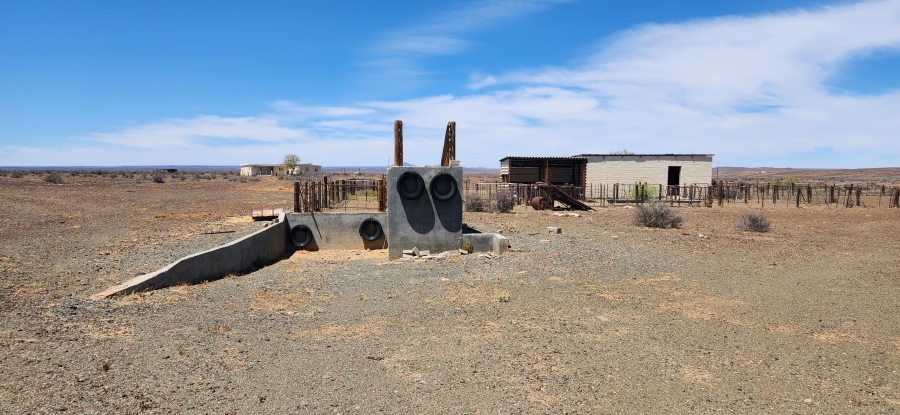 2 Bedroom Property for Sale in Loeriesfontein Northern Cape